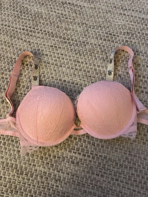 VS BH - Aldrig använd, etiketten är borttagen för prövningen. Köpt i USA.