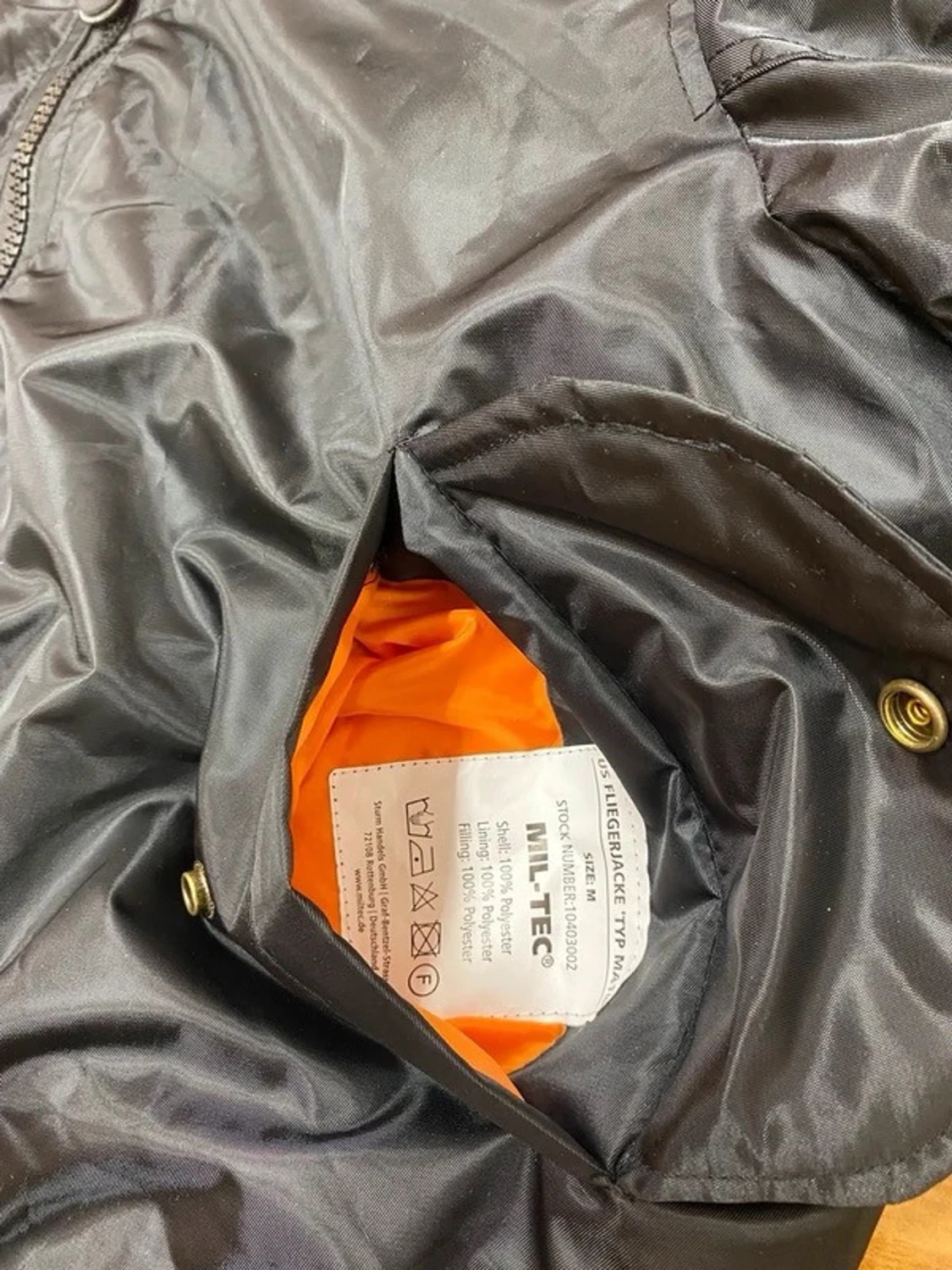 Svart Mil-Tec MA-1 Bomberjacka - 2