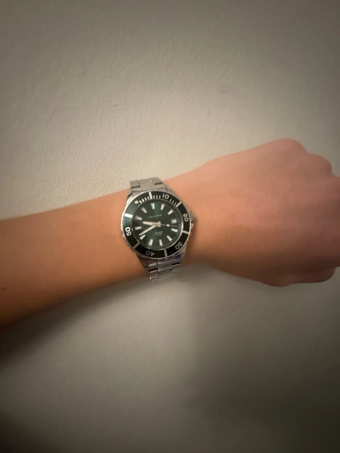 Leijona grön klocka junior