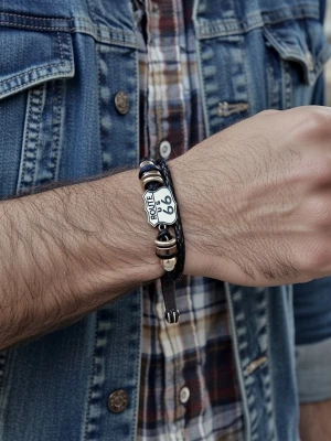 Armband No. 66 road - Armband No. 66 road. Flerlagers flätat PU-läderarmband. Justerbart.