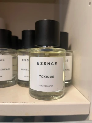 ESSNCE Toxique Eau de Parfum - ESSNCE Toxique. 
