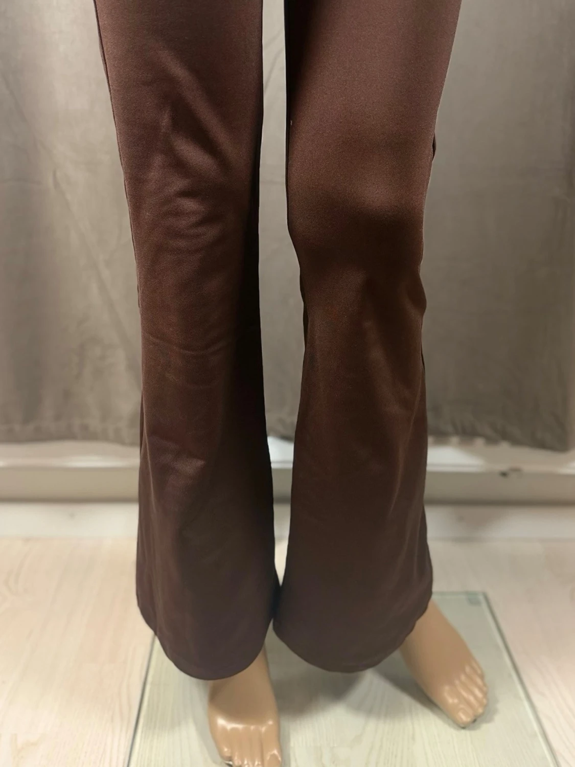 Bruna utsvängda mjukisbyxor - 1