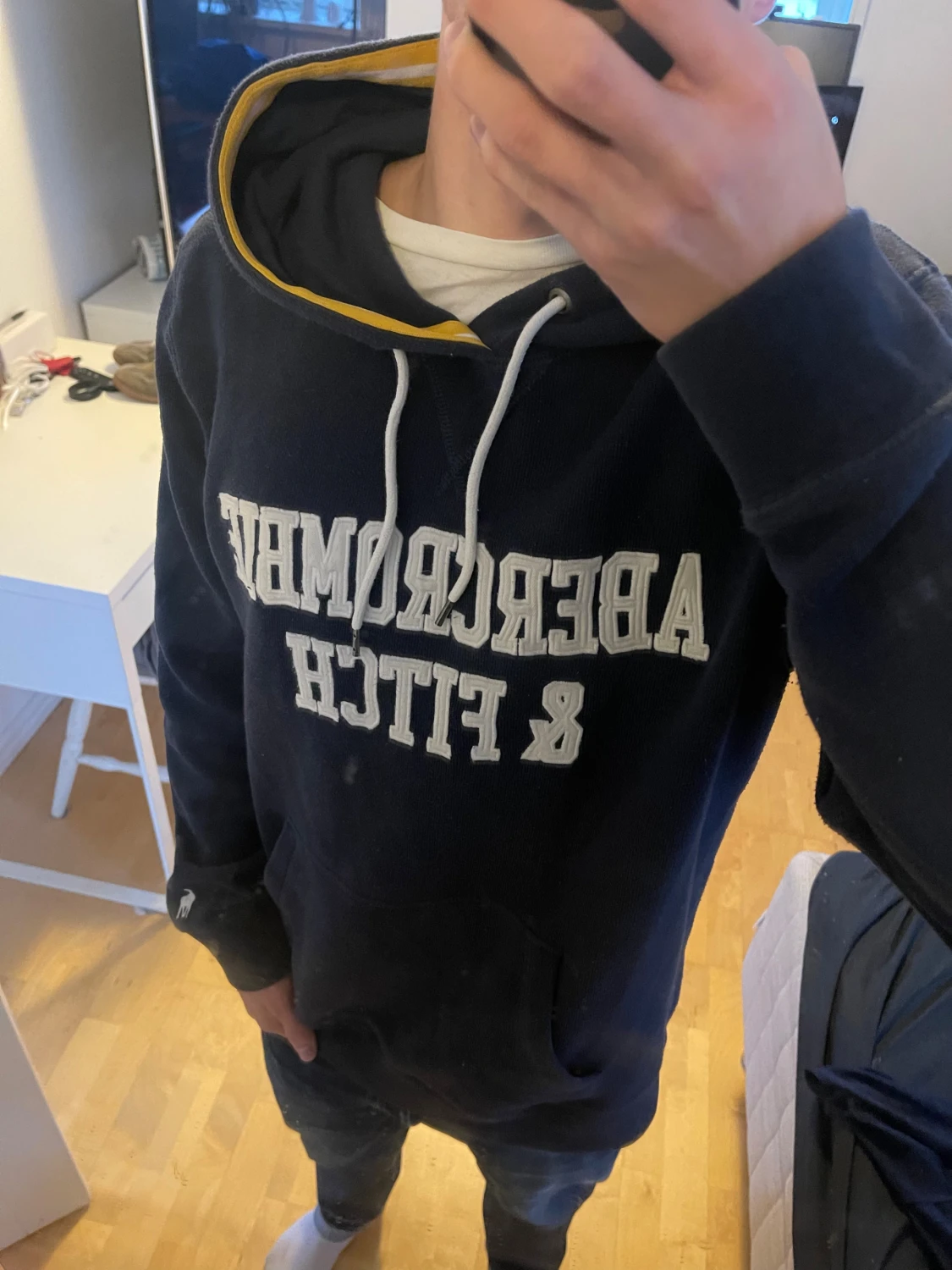 2000s Abercrombie & Fitch Hoodie (sällsynt) - 2