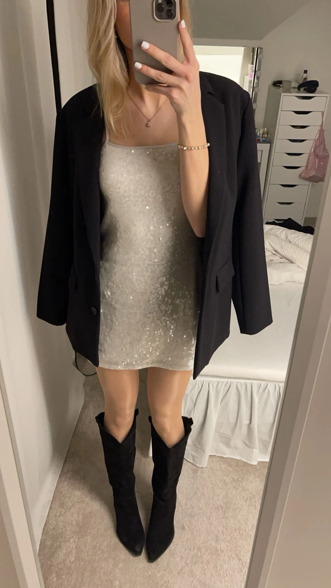 Paljettklänning - 2