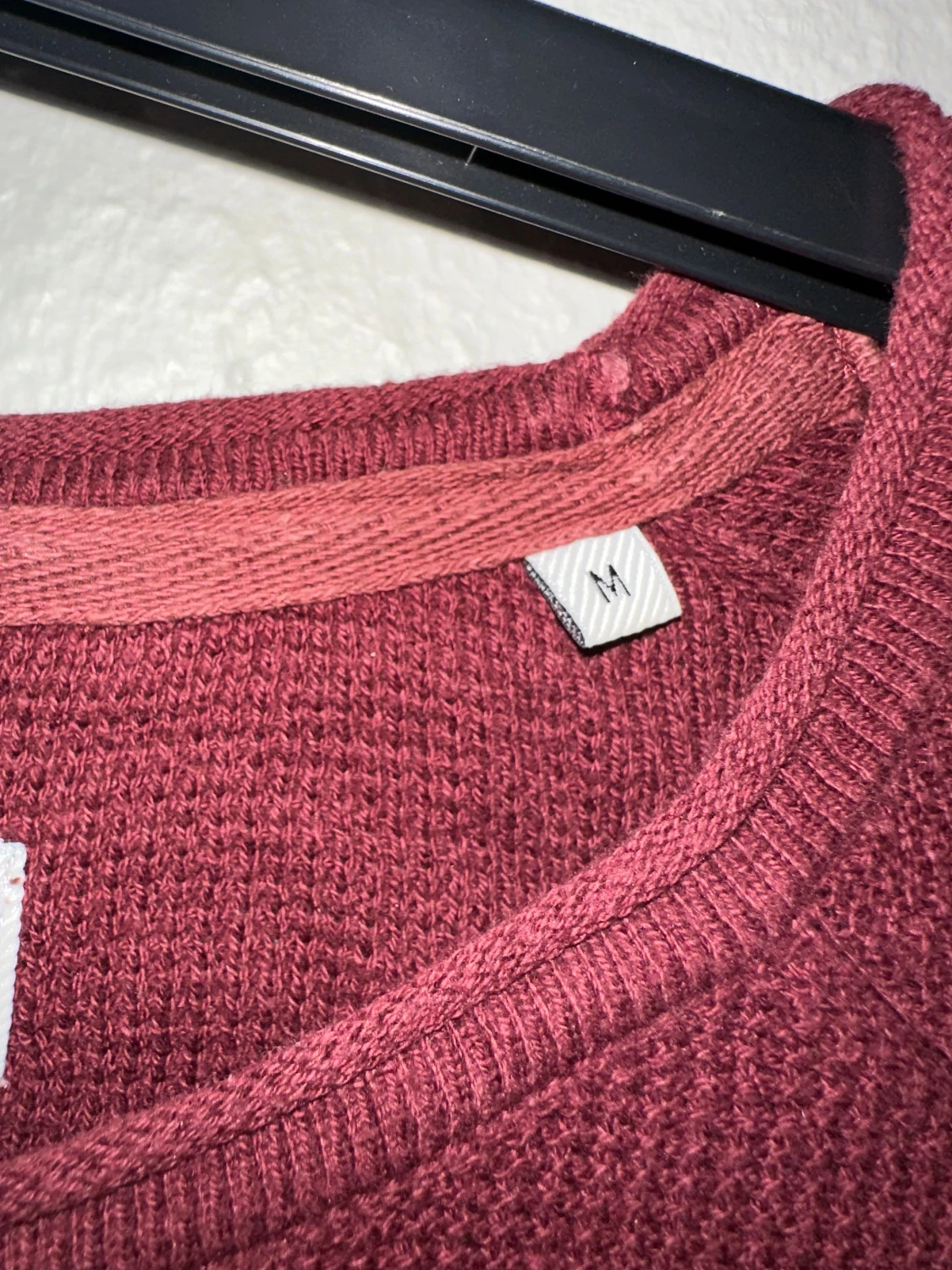 Vinröd stickad tröja från Solid - 2