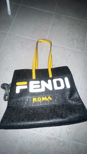 FF Fendi väska - Väska för dam 