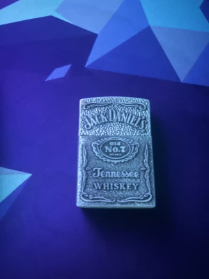 Tändare Jack Daniels  - Hej säljer min Jack Daniels orginal tändare ny pris 1800kr