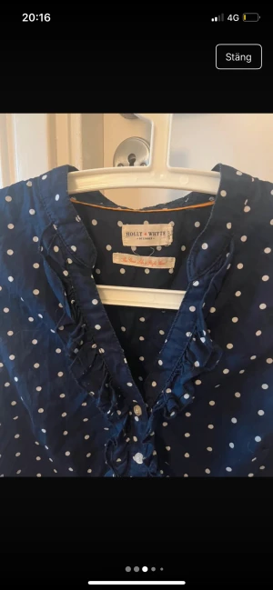 Blus  - Inga defekter och relativt sparsamt använd men det är inget som syns! Säljer då den inte kommer till användning så skriv vid funderingar!🩷