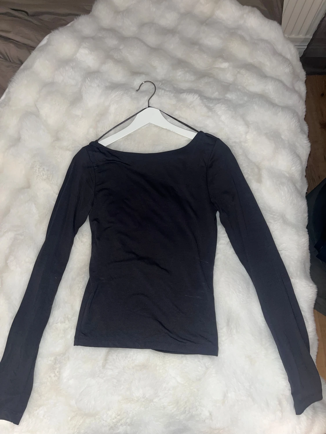 Mörkgrå open-back topp från Gina Tricot - 1