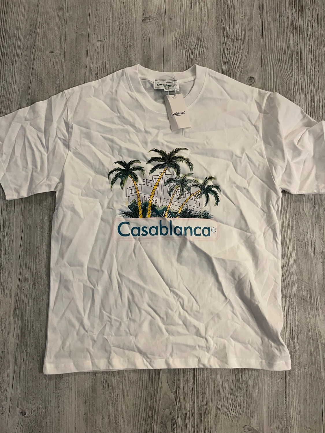 Vit Casablanca t-shirt med palmtryck helt ny!