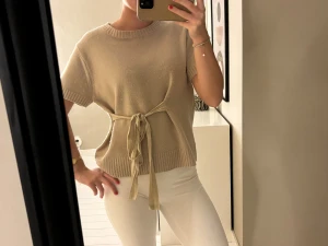 Zara knyttopp - Trendig tröja ifrån Zara, sjukt snygg