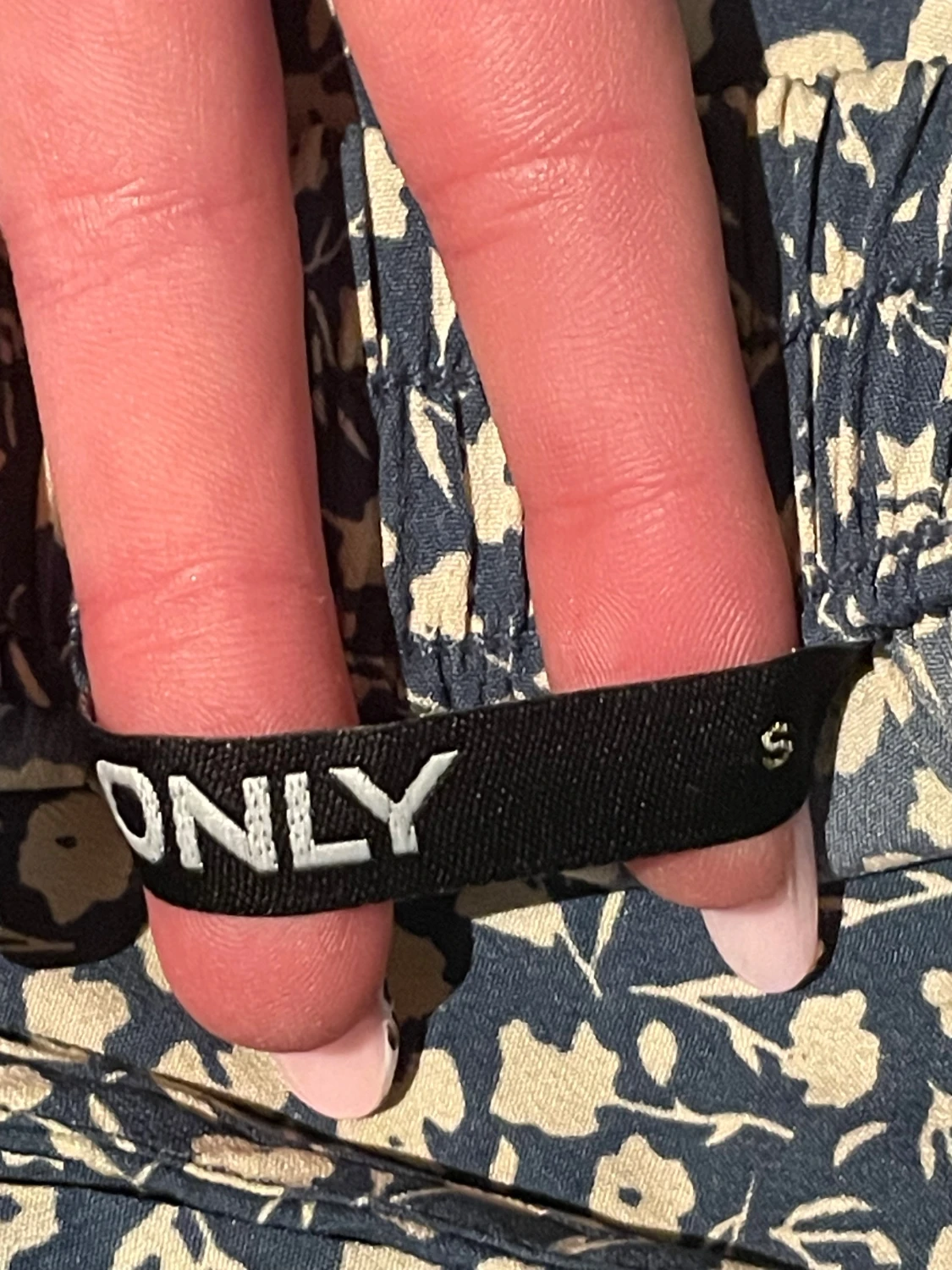 Blommig omlottkjol från ONLY - 1