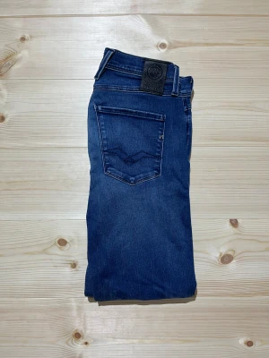 Replay Anbass jeans - Modell: Anbass (Herr) | Storlek: W30 L30 | Skick: 9/10 | 