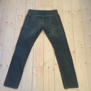 Dondup jeans - Storlek 34, fint skick!!, hör av dig vid funderingar!