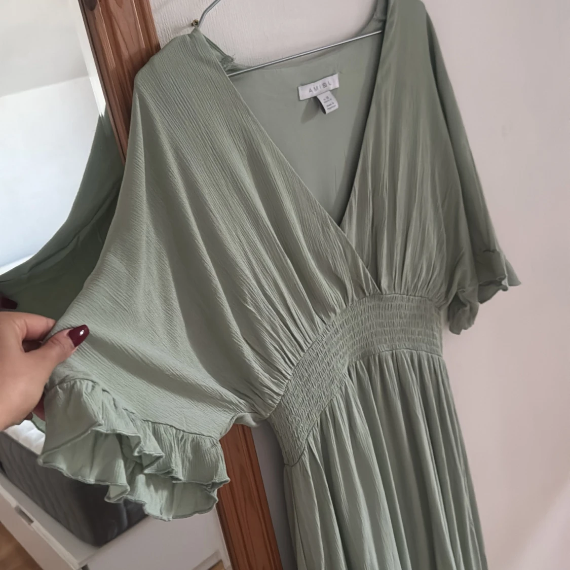 Ljusgrön långklänning från Amisu - 2