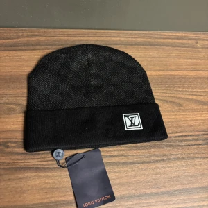 Mössa - Helt ny, är förhandlingsbar vid snabb affär mvh palmshop 🏝️ 