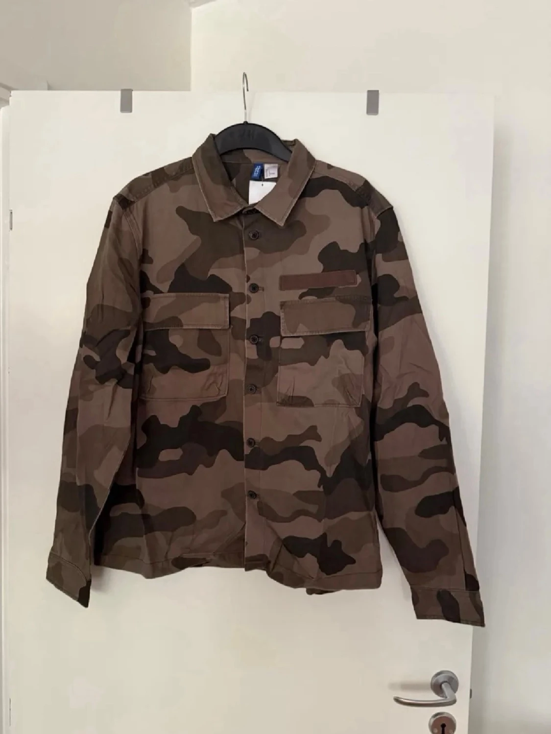 Militärjacka med tryck 