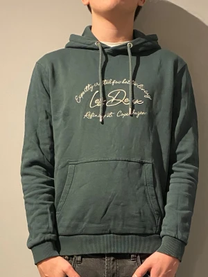 Les deux hoodie - Snygg les deux hoodie i mycket bra skick 