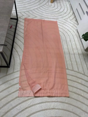 Ljusrosa gardiner  - 4st 2 av de oanvända