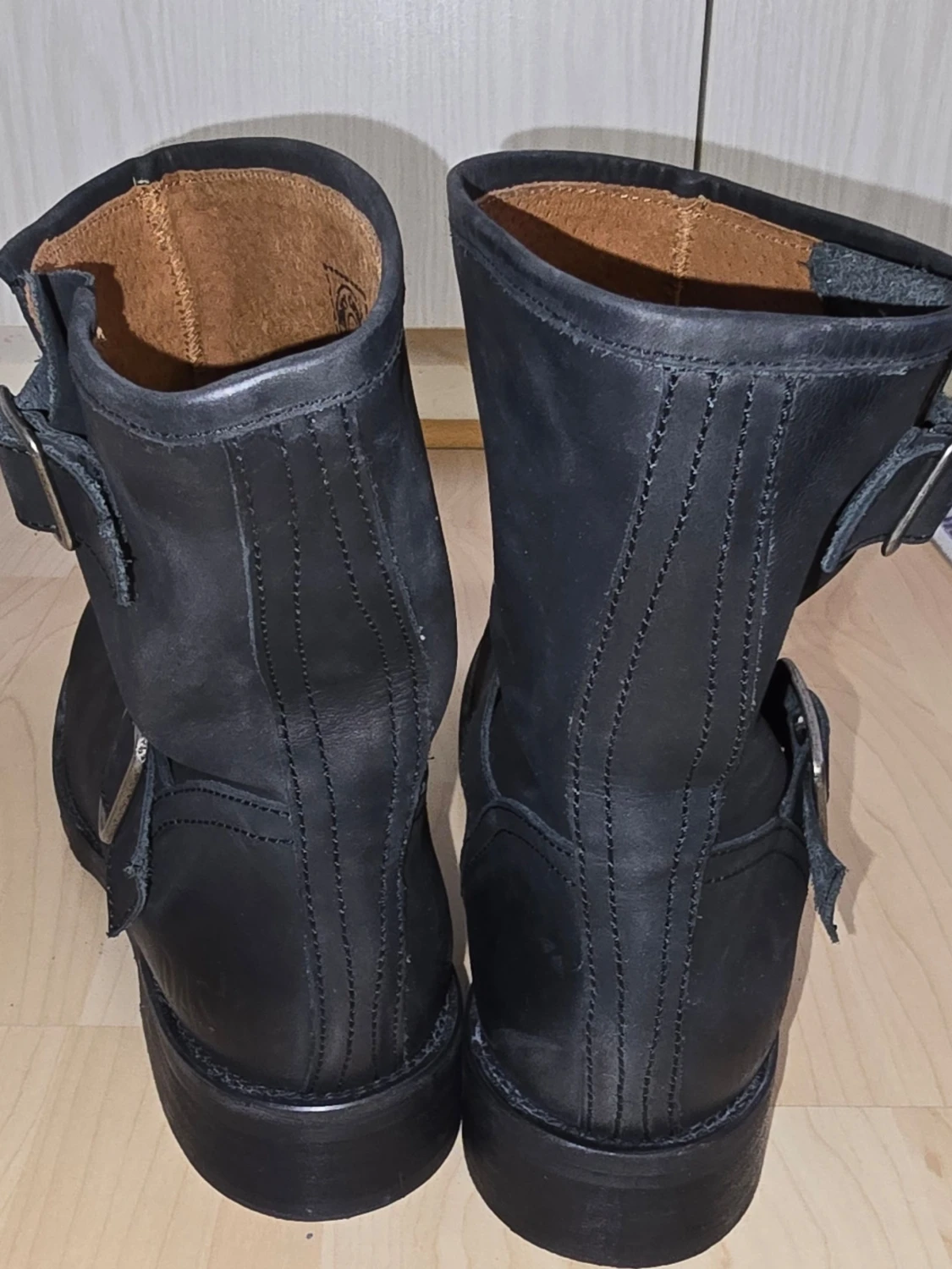 Svarta bikerkängor med spännen - 2