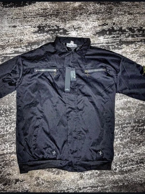 Grisch Jacka - Grisch jacka för alla , passar jätte bra och är i helt fint och ny skick, kan diskutera pris👍