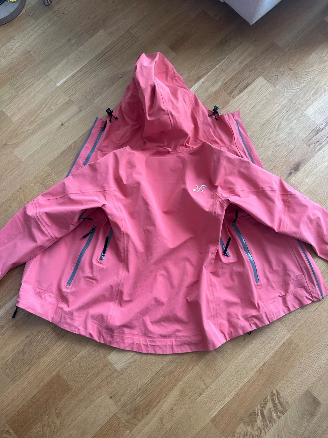 Rosa vindjacka från RevolutionRace - 2