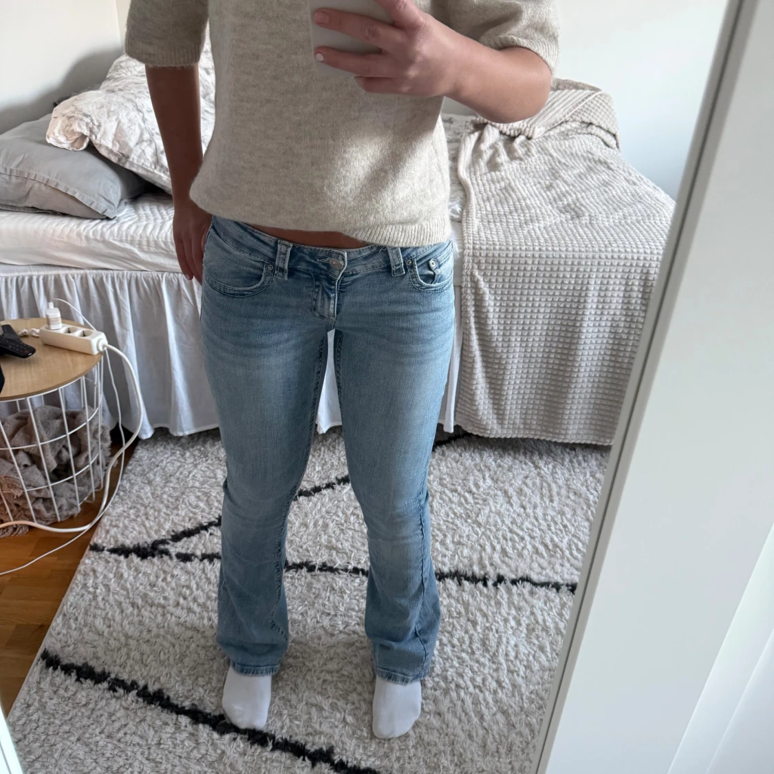 Ljusblå bootcut jeans från Gina Tricot💛