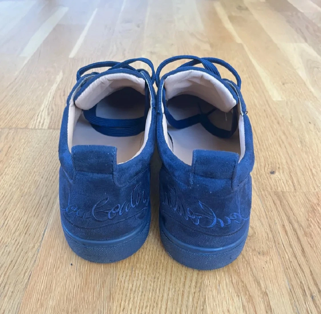 Marinblå Louboutins  - 3