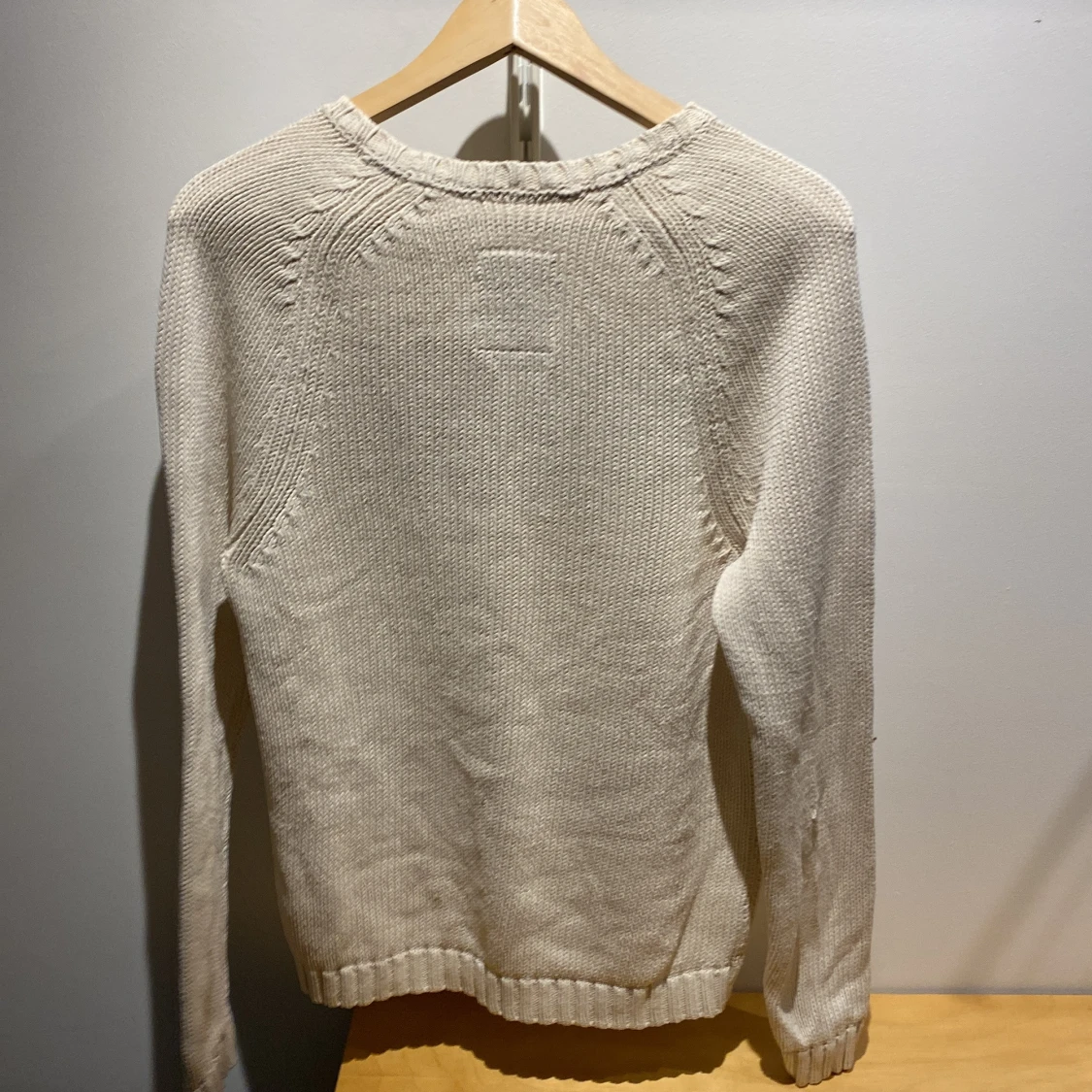 Beige stickad tröja Lexington S - 1