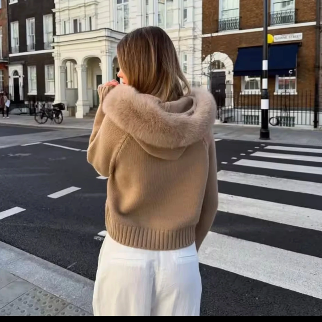 Kappor_swe på instagram säljer alla typer av pälskappor inför vintern - 1