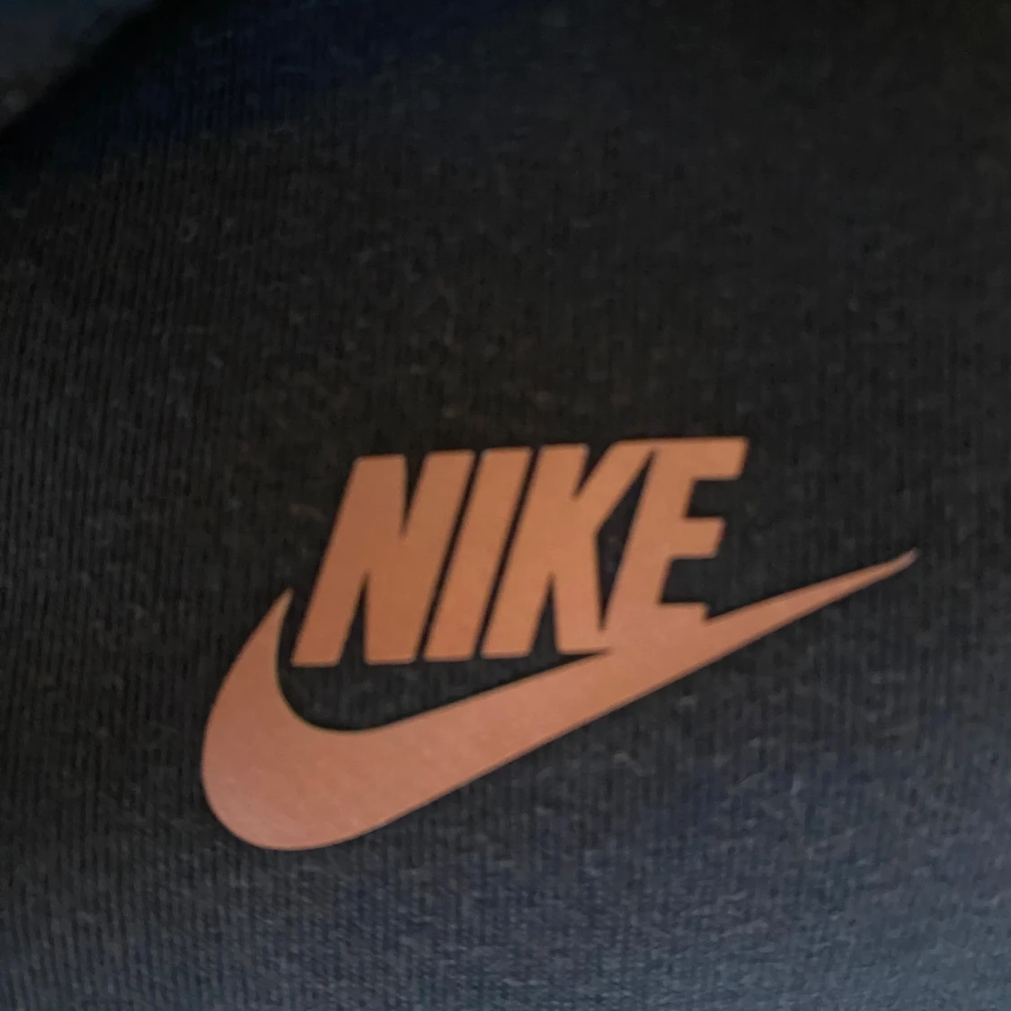 Nike tech SynaWorld - 1