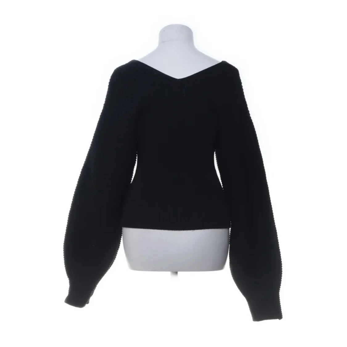 Svart stickad tröja - 2