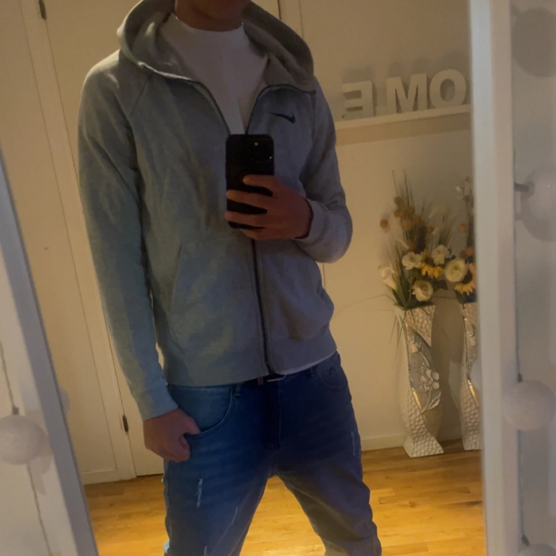 Grå hoodie från Nike