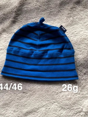 Polarn o pyret mössa - Fint använt skick. Storlek 44/46