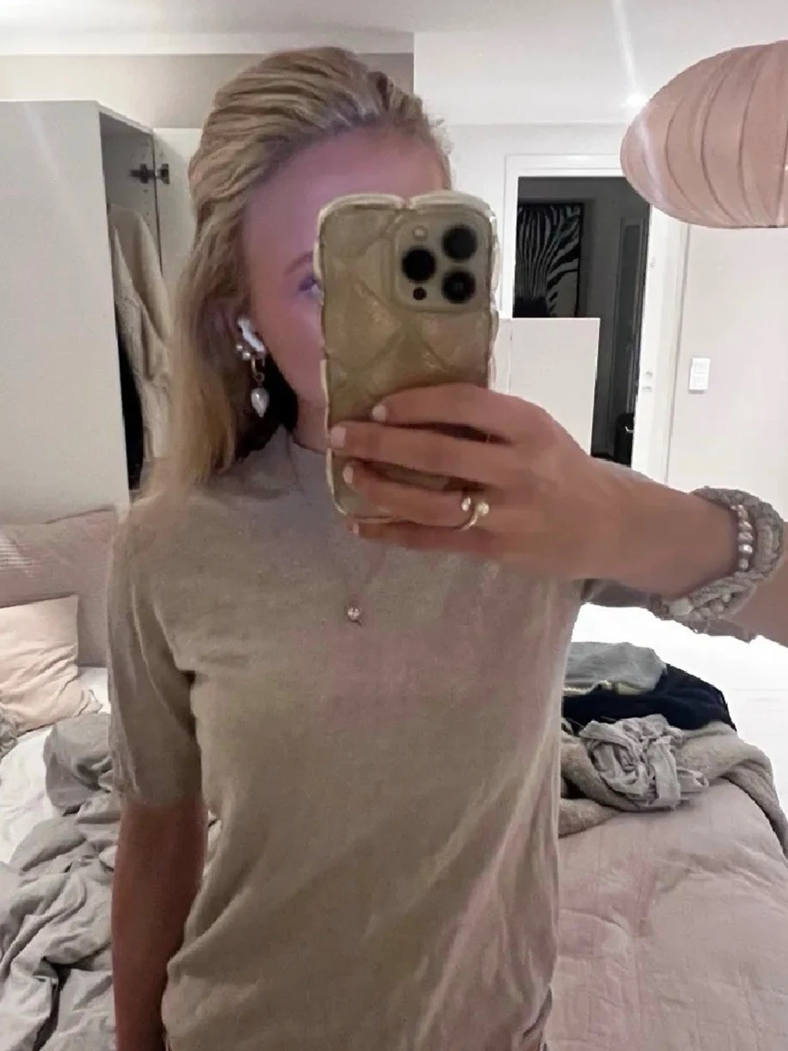 Bege kortärmad topp🤎 - 1