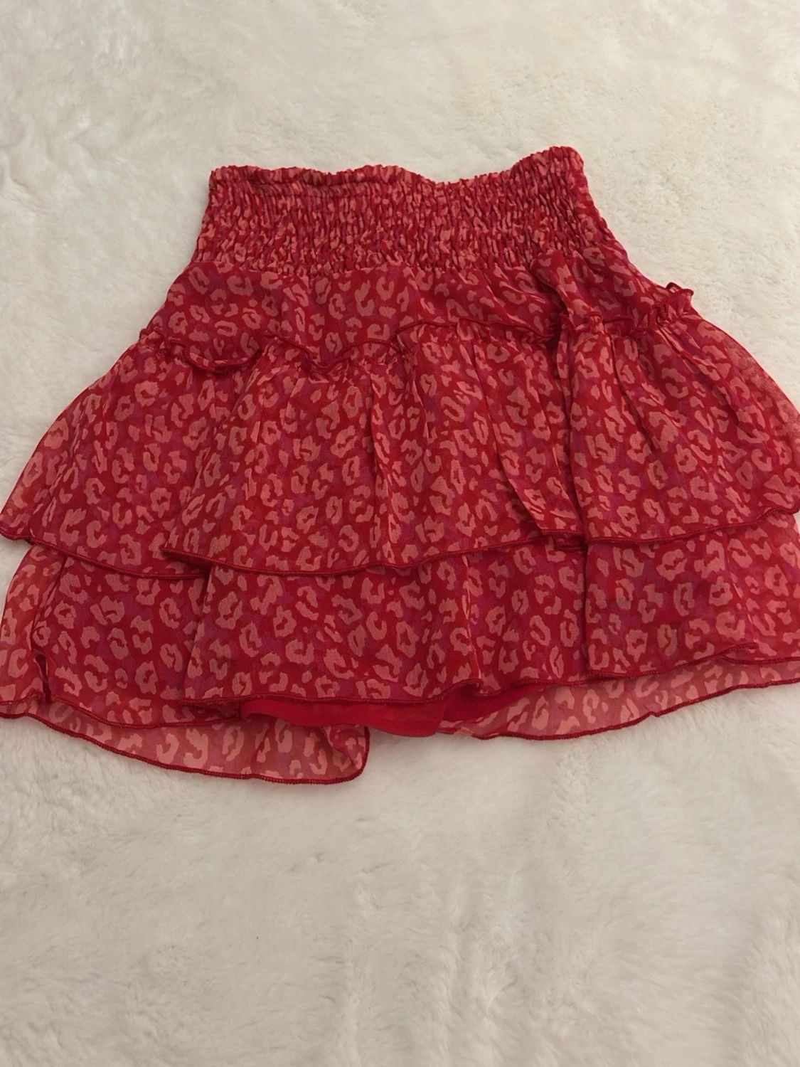 Röd leopardmönstrad kortkjol från Shiwi