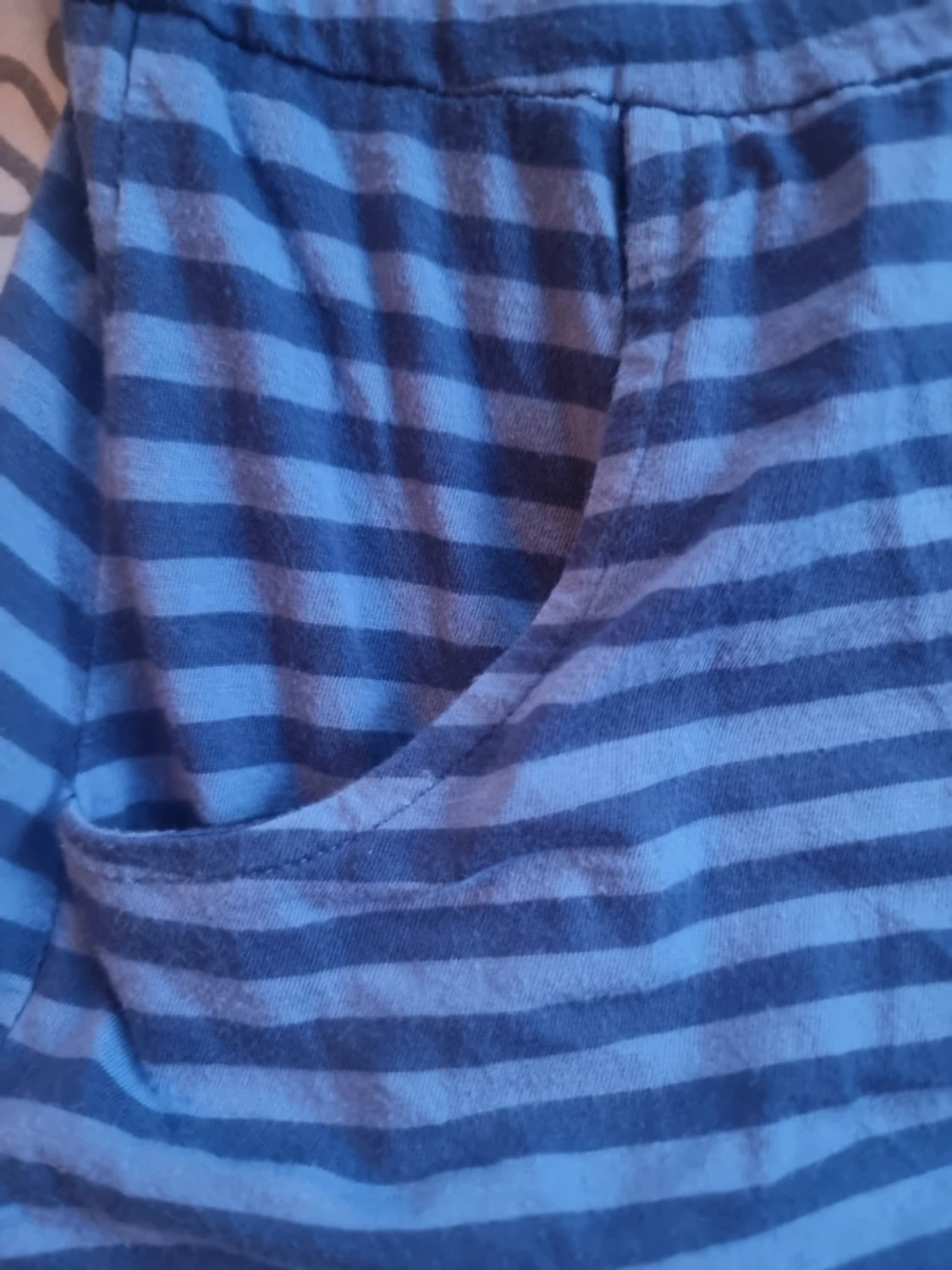 Blå och grå randig kortklänning - 2