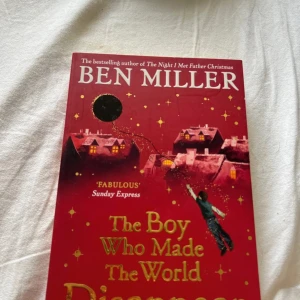 Engelska bok - Väldigt bra om du har barn som vill lära sig engelsk. Väldigt rolig o intressan bok. Lättläst. pris kan diskuteras 