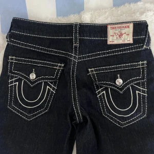 True religion jeans - Helt nya jeans köpta för 1600. Säljer pga felköp. Använd endast en gång. 