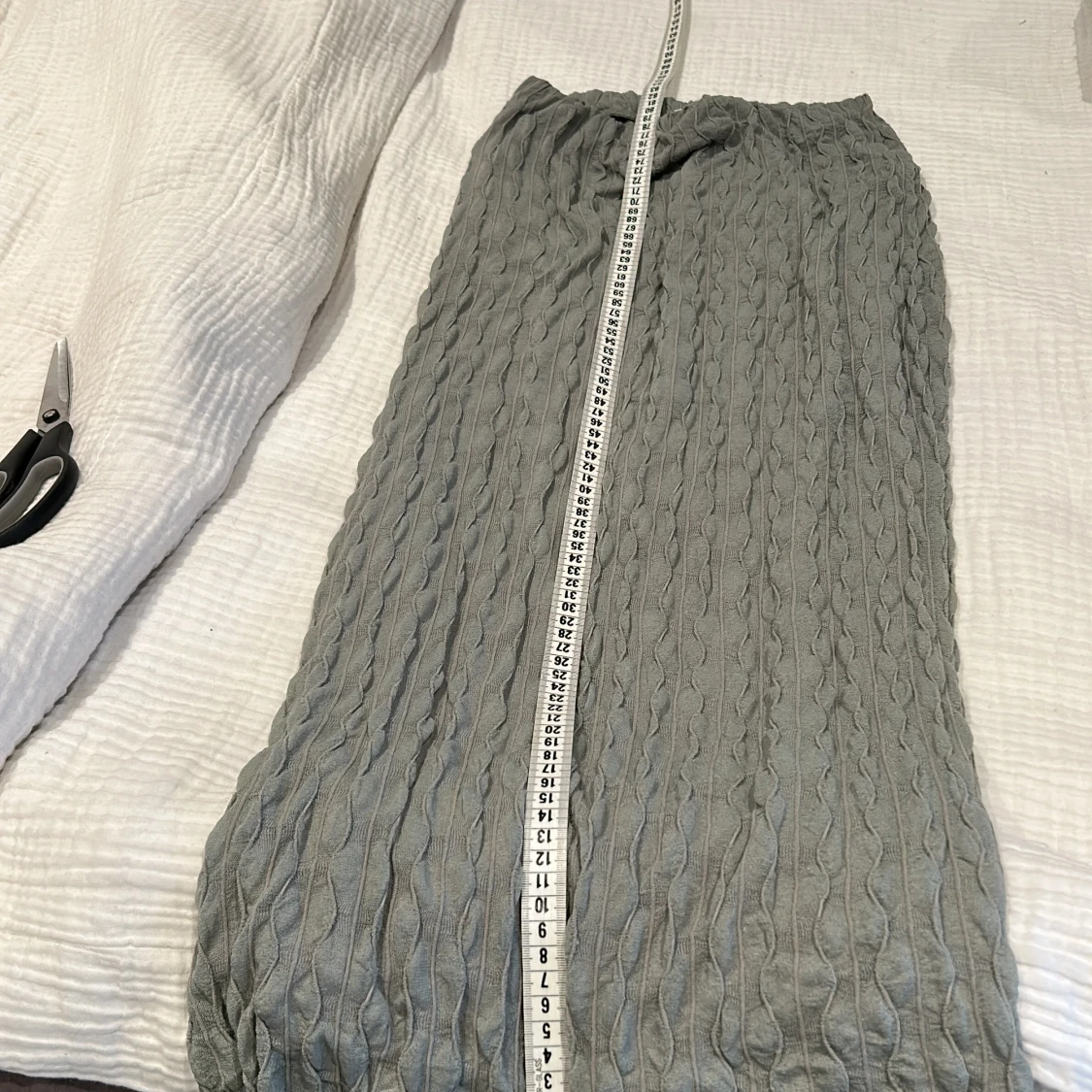 Grön lång kjol från pull n bear - 4