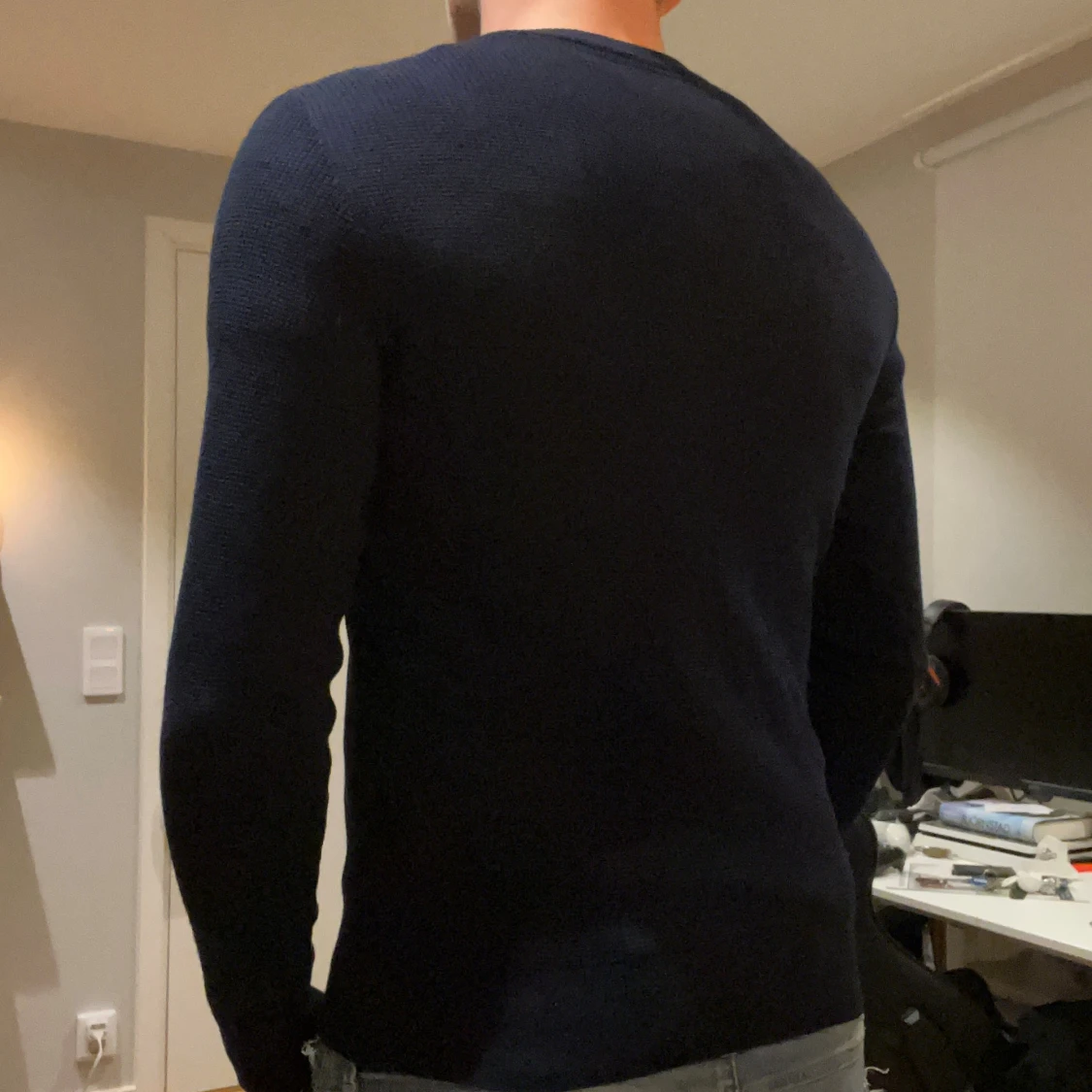 Mörkblå stickad tröja från Stenströms - 2