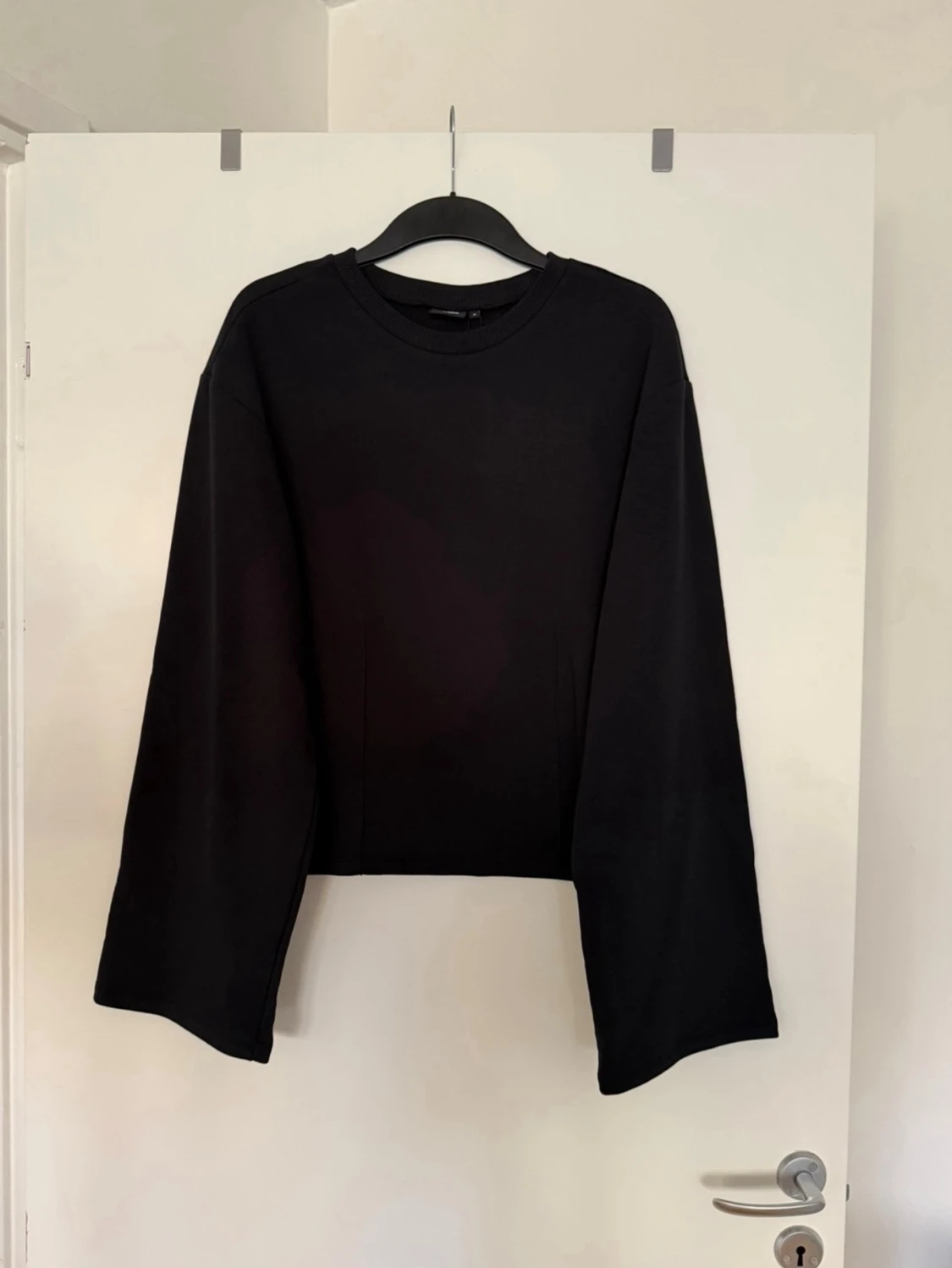 Tröja svart 