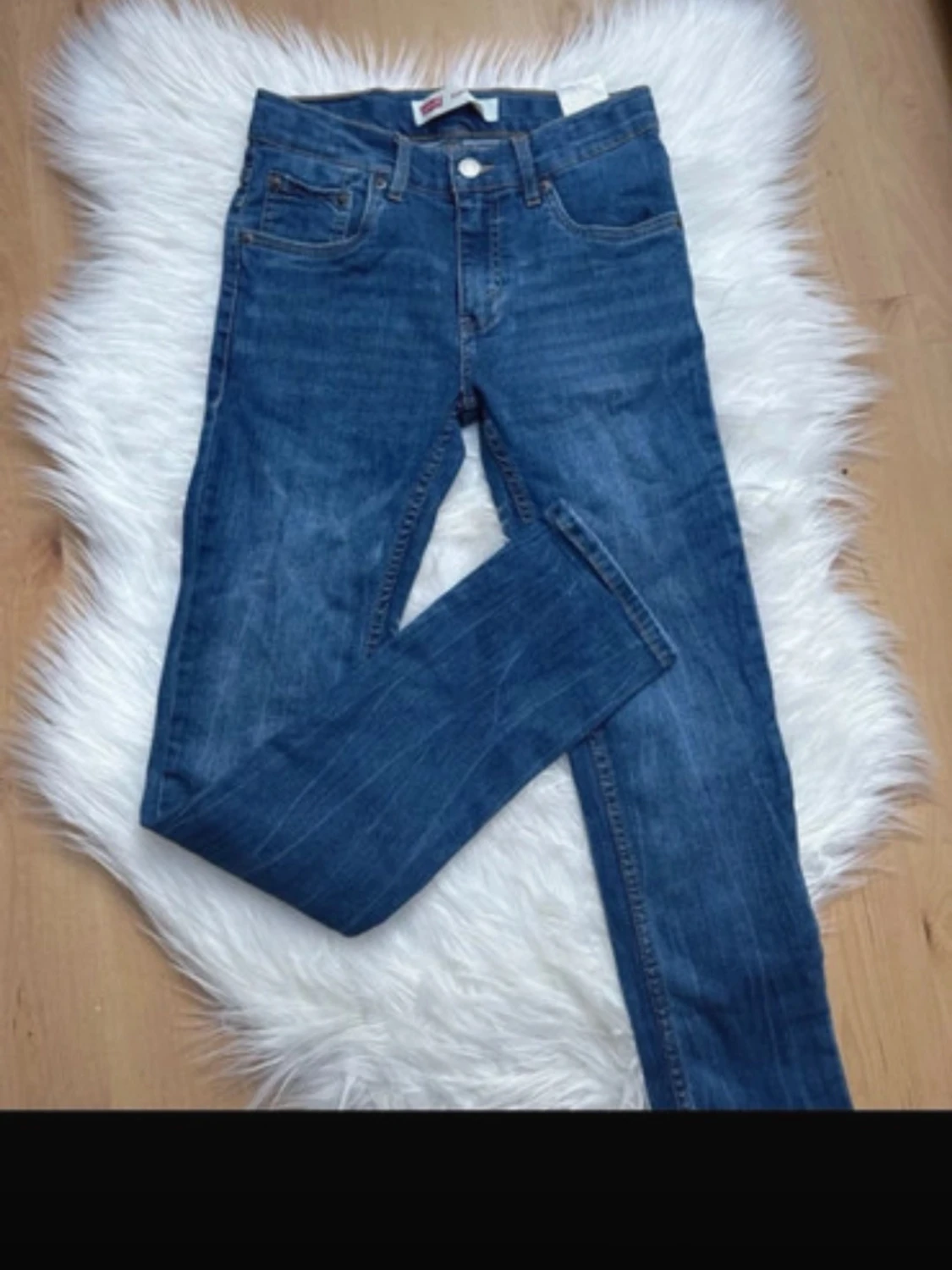 Levi's mörkblåa jeans  - 1