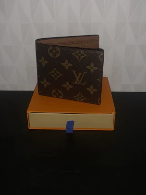 Plånbok - Brun plånbok 