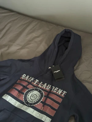 Saint Laurent hoodie - Ny hoodie från saint Laurent.