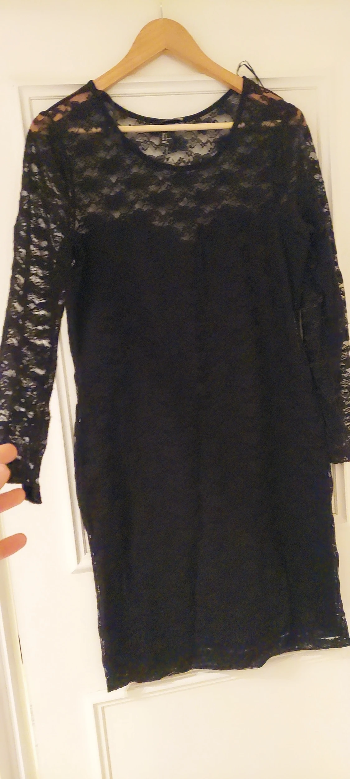 Svart spetsklänning från H&M - 3