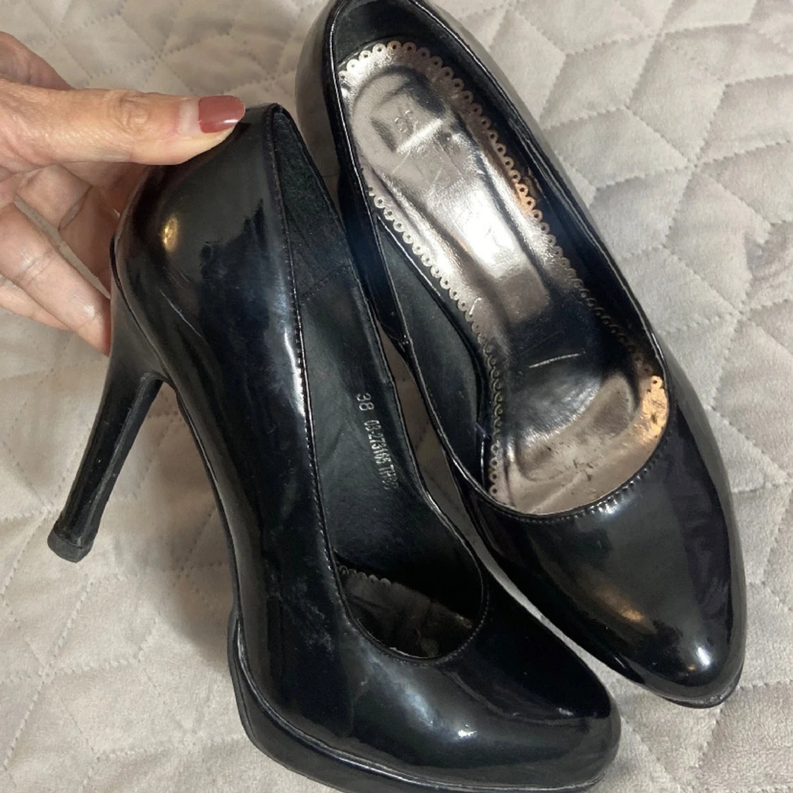 Högklackat pumps,st.38 - 1