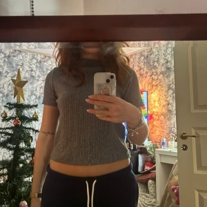 Grå tröja - Snygg tröja, s/m