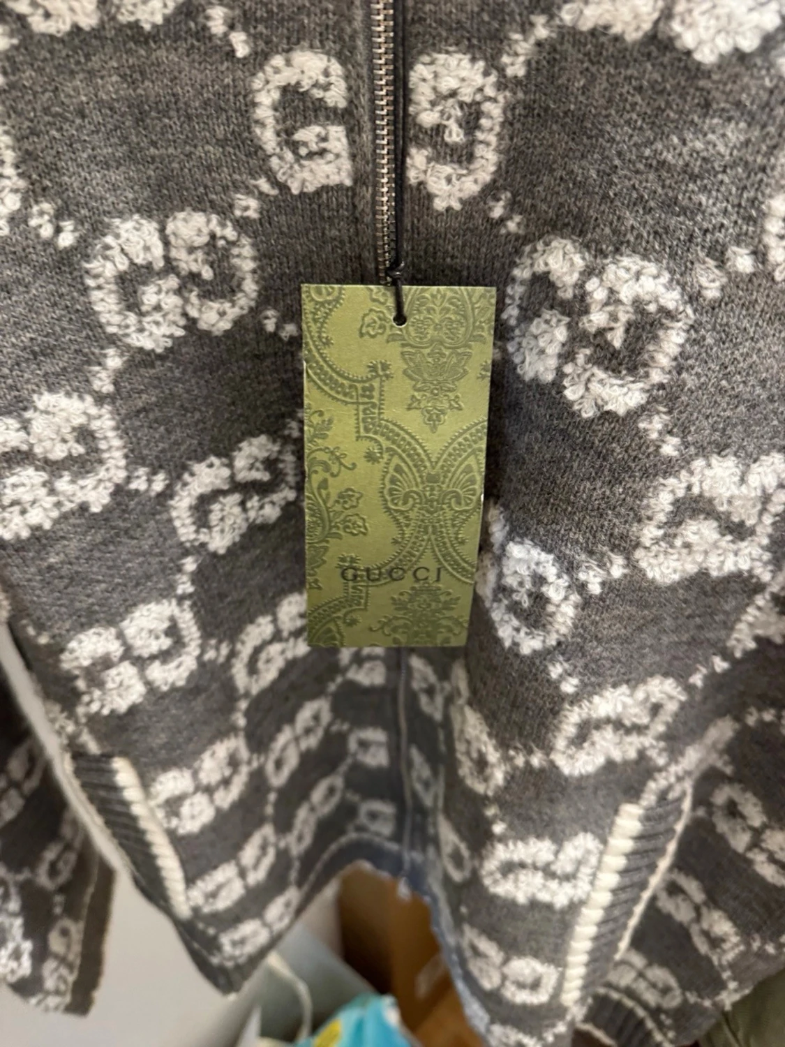 Grå stickad kofta från Gucci - 1