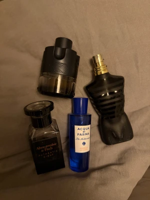Fyra trendiga herrparfymer - Rensar ut min samling, 1000kr för allihop tillsammans.